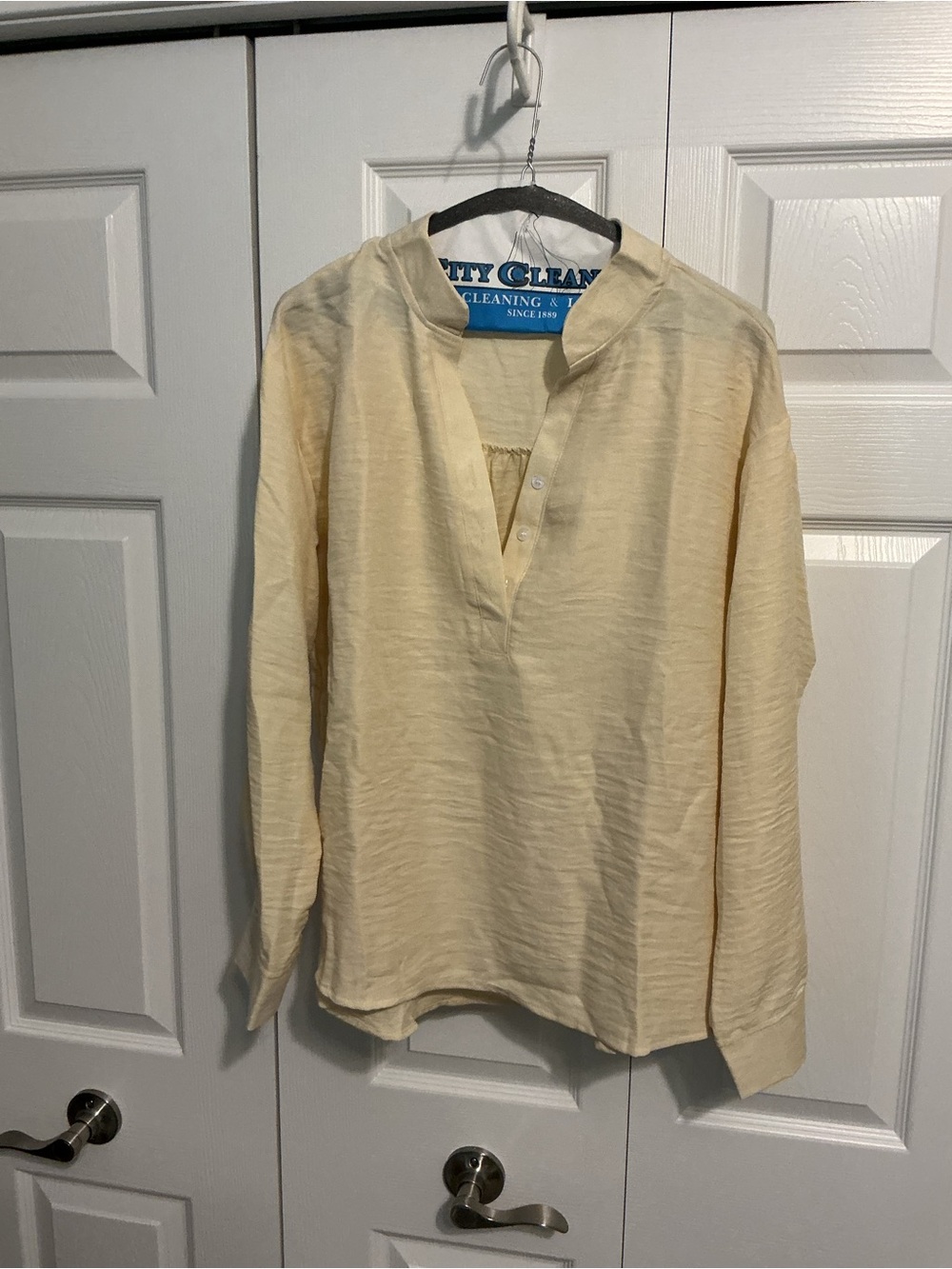 Light Cream Button-Neck Long Sleeve Top